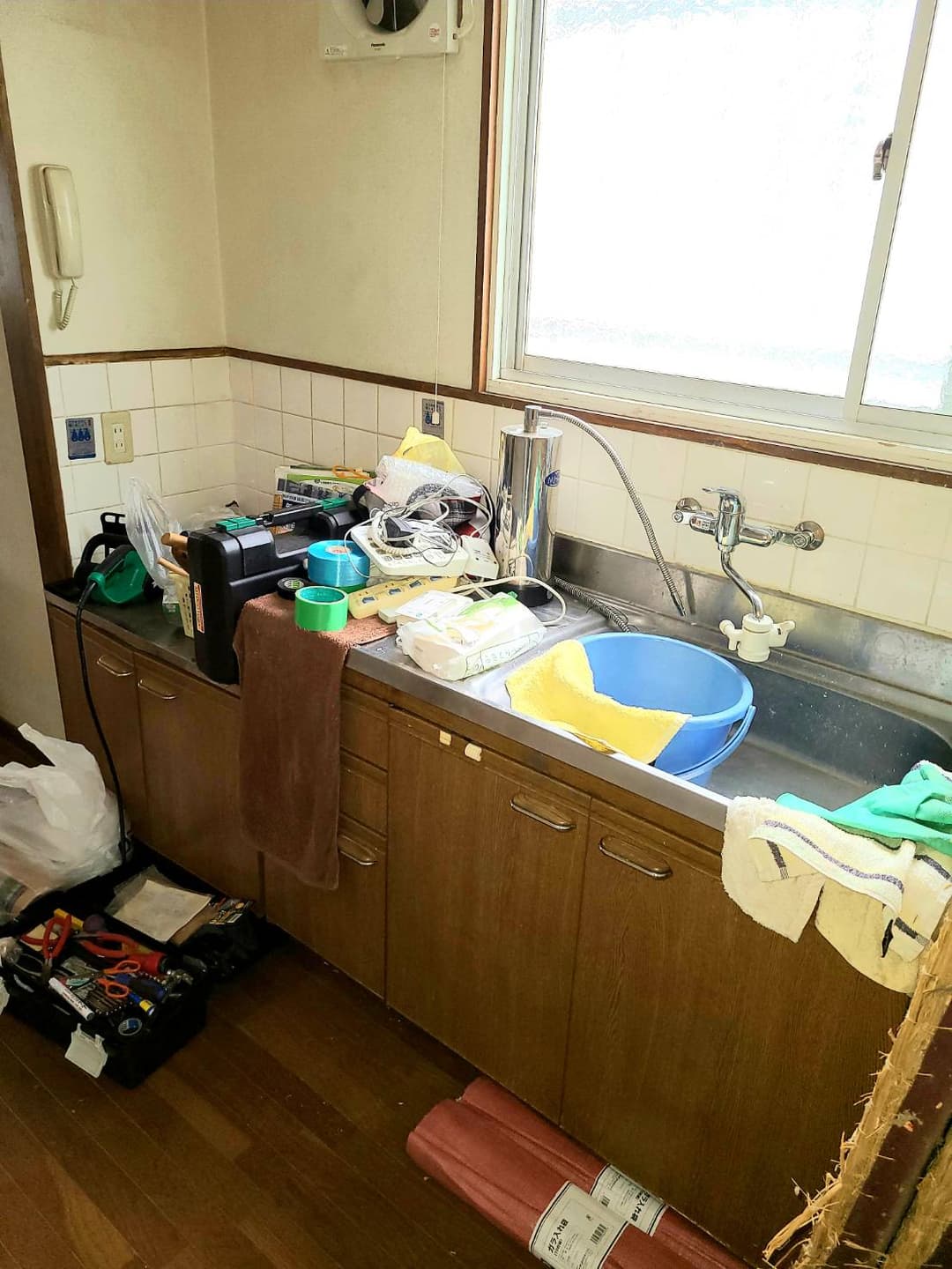 古いキッチンからリフォーム before